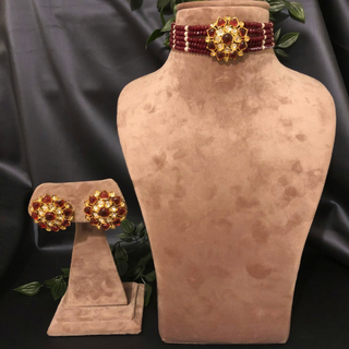 Luxury maroon beaded Kundan choker necklace set with matching earrings, elegant statement jewelry for South Asian bridal weddings and receptions.