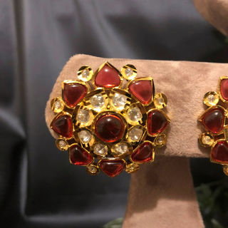 Luxury maroon beaded Kundan choker necklace set with matching earrings, elegant statement jewelry for South Asian bridal weddings and receptions.