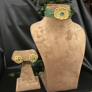 Luxury mint beaded Kundan choker necklace set featuring mint green and soft pink beads with matching earrings, elegant statement jewelry for South Asian bridal weddings and festive receptions.