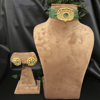 Luxury mint beaded Kundan choker necklace set featuring mint green and soft pink beads with matching earrings, elegant statement jewelry for South Asian bridal weddings and festive receptions.