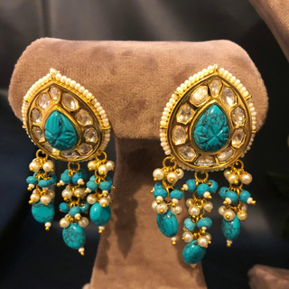 MRINAL Traditional Kundan Necklace Set - Turquoise/White