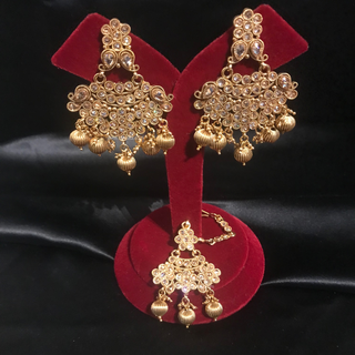TANISHQ Antique Gold Earrings & Tikka Set - High Gold Polish