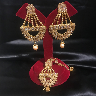 TANISHQ Antique Gold Earrings & Tikka Set - High Gold Polish