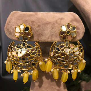 Luxury yellow glass work Kundan bridal necklace set with matching earrings and headpiece, statement jewelry for South Asian weddings and nikah ceremonies.